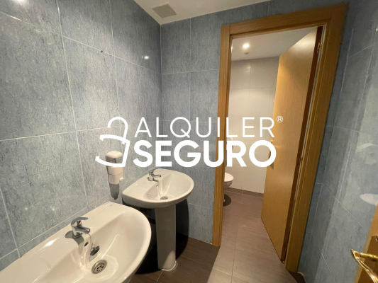 Local en Calle De los Yébenes, MADRID