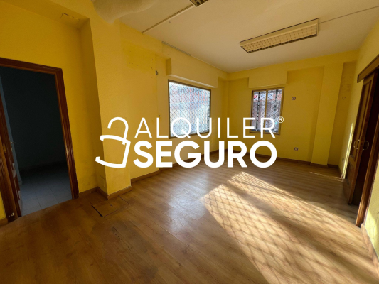 Local en Calle Teruel, MADRID