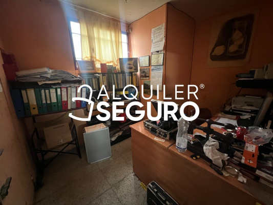 Local en Calle De la Sierra de Albarracín, MADRID