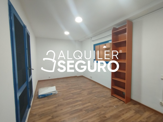 Local en Calle Casals, BARCELONA