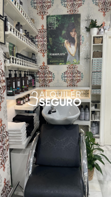 Local en Calle De Valldemosa, MADRID