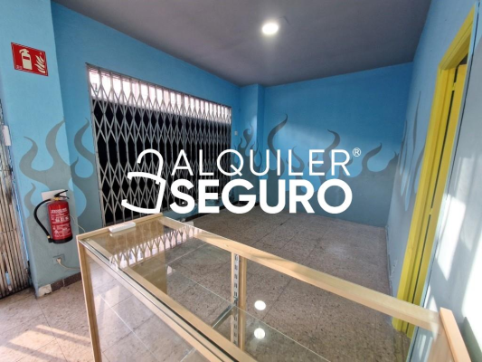 Local en Calle Logroño, MADRID