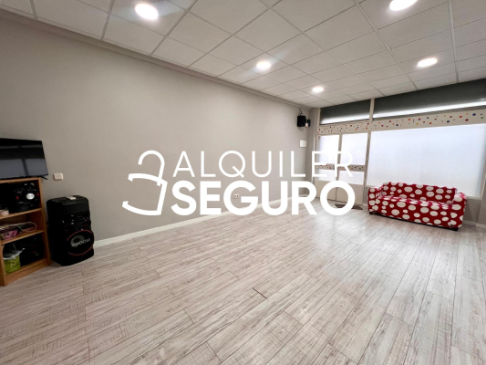 Local en Calle Motilla del Palancar, MADRID