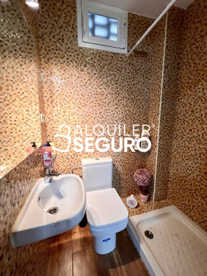 Local en Calle Motilla del Palancar, MADRID