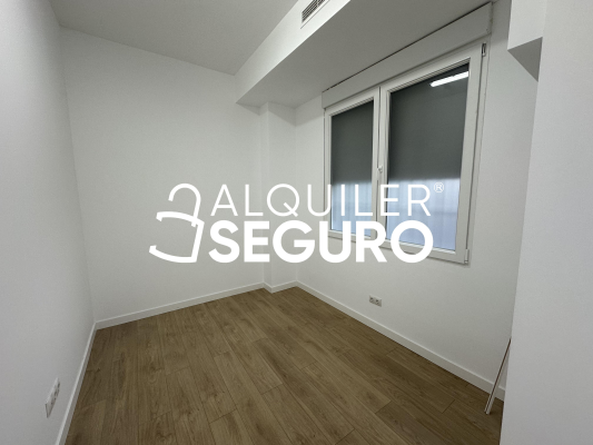 Local en Calle Pintor Velazquez, MADRID