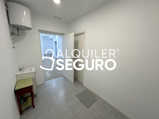 Local en Calle Pintor Velazquez, MADRID