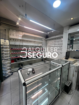 Local en Calle Clara del Rey, MADRID