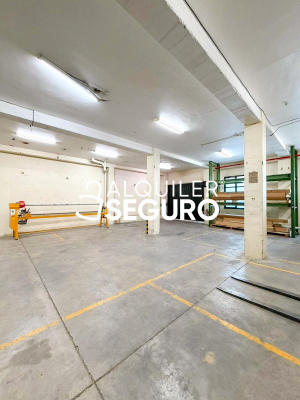 Local en Calle De los Perales, MADRID