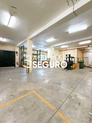 Local en Calle De los Perales, MADRID