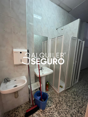 Local en Calle Isaac Albéniz, MADRID