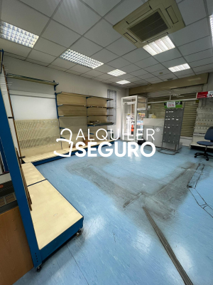 Local en Calle Emilio Ferrari, MADRID