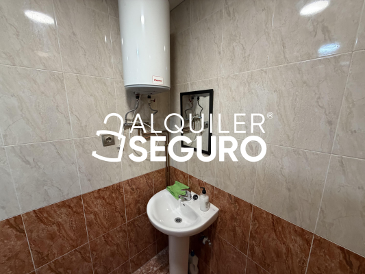 Local en Avenida De Belén, MADRID