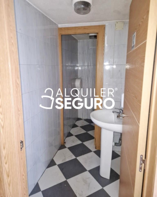 Local en Calle Antonio Gaudí, MADRID