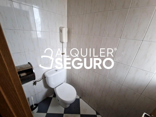 Local en Calle Antonio Gaudí, MADRID