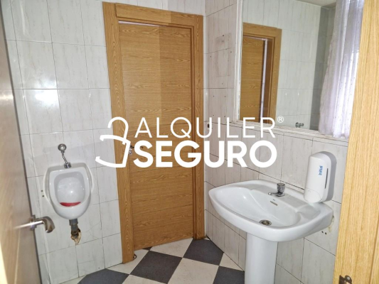 Local en Calle Antonio Gaudí, MADRID