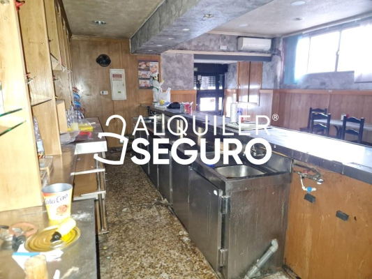 Local en Calle Antonio Gaudí, MADRID