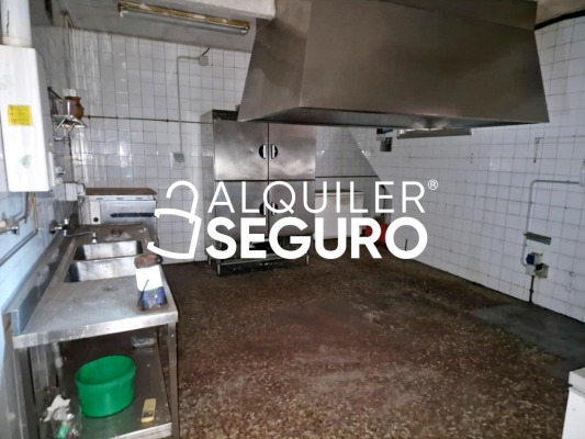 Local en Calle Antonio Gaudí, MADRID