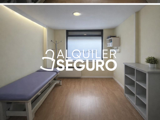 Local en Calle De Alconera, MADRID