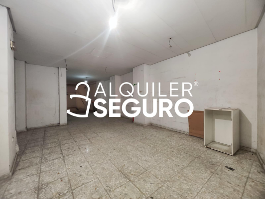 Local en Calle De Jesús y María, MADRID