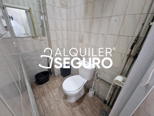 Local en Calle Ramon Lujan, MADRID