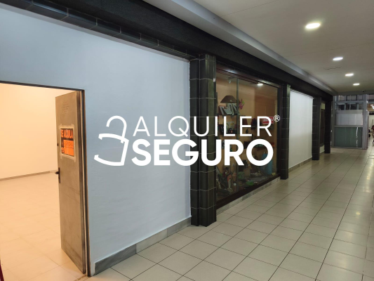 Local en Calle Luis de Morales, SEVILLA