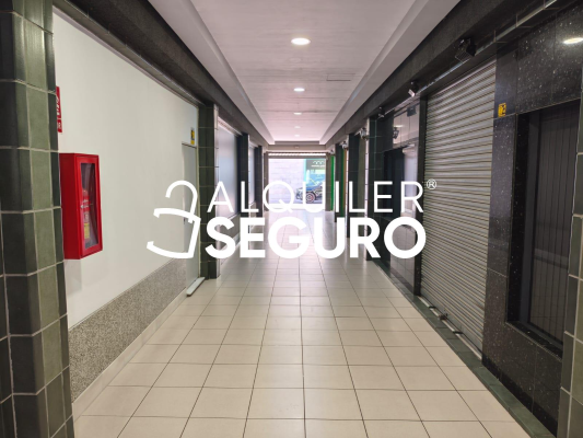 Local en Calle Luis de Morales, SEVILLA