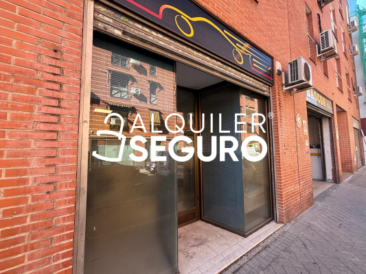 Local en Calle YEROS, MADRID